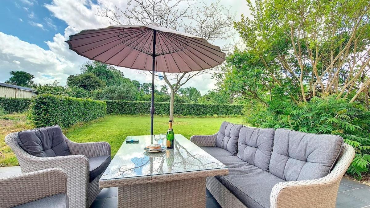 Les Bleuets Villa Mandeville-en-Bessin Екстериор снимка